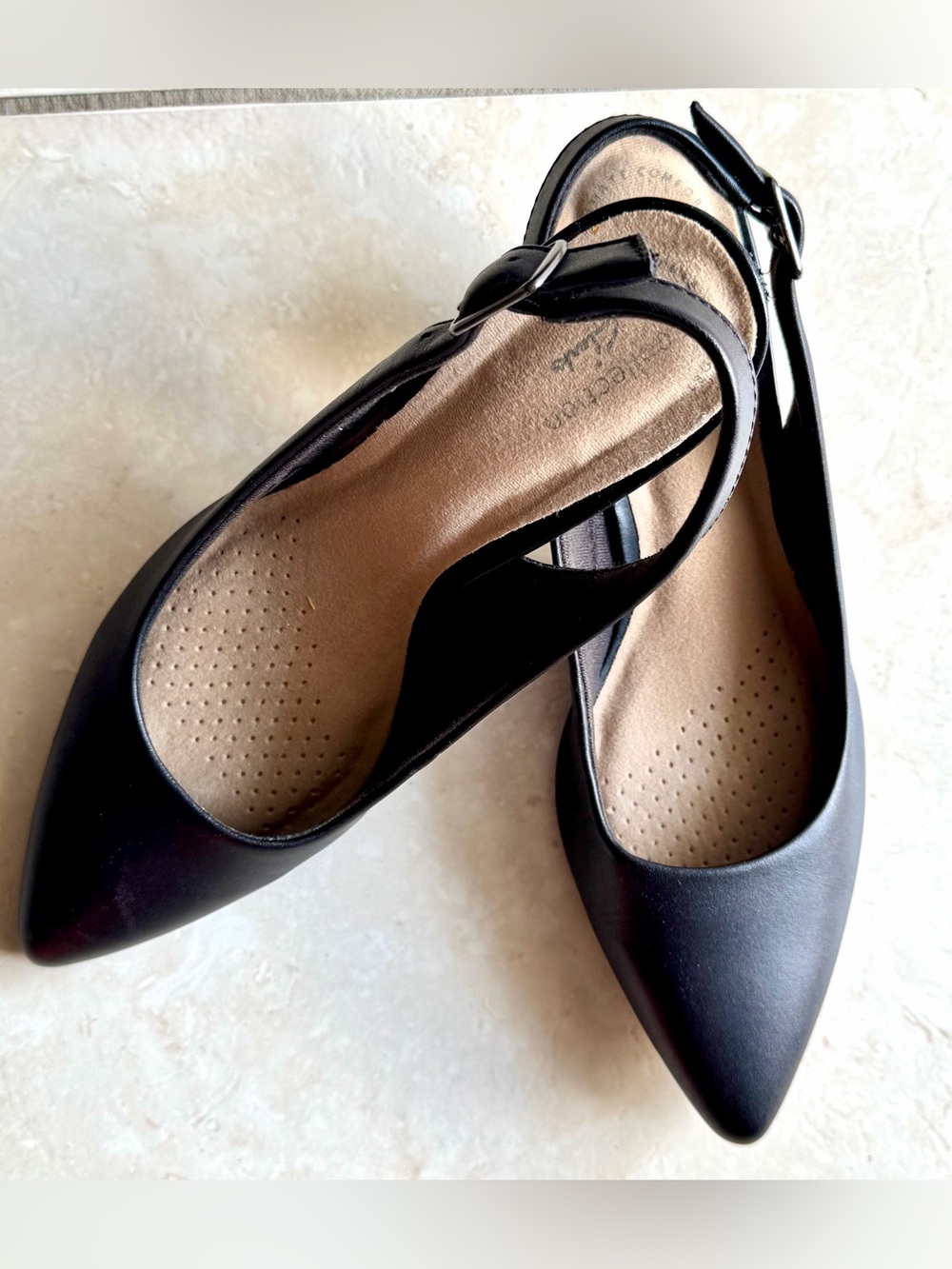 Clark’s Women's Black Pointed Slingback Flats